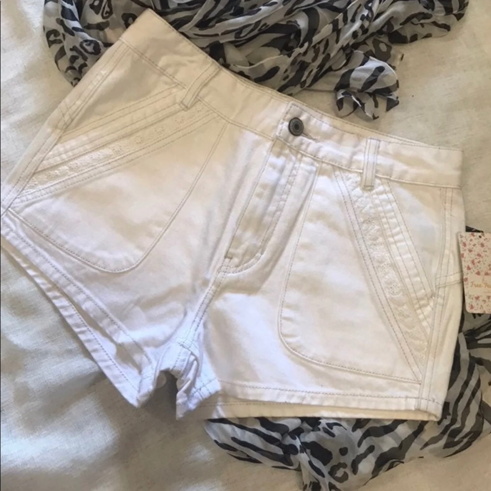 NWT Free people shorts Sz 27 white